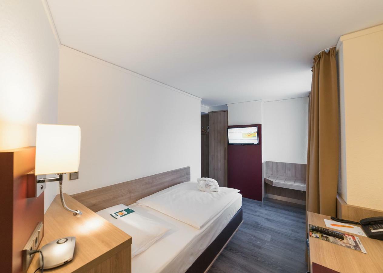 Hotel Gustav-Stresemann-Institut บอนน์ ภายนอก รูปภาพ