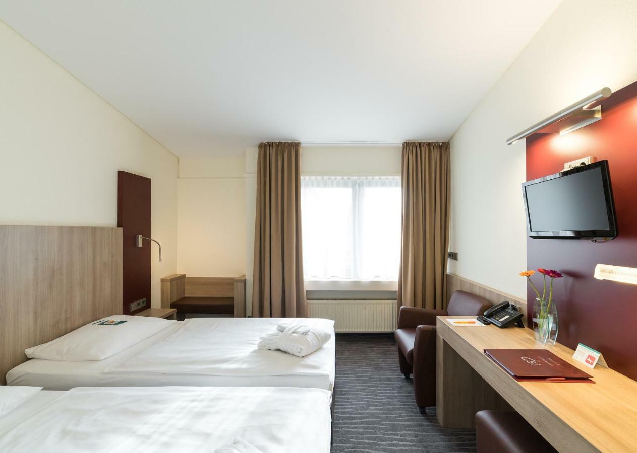 Hotel Gustav-Stresemann-Institut บอนน์ ภายนอก รูปภาพ