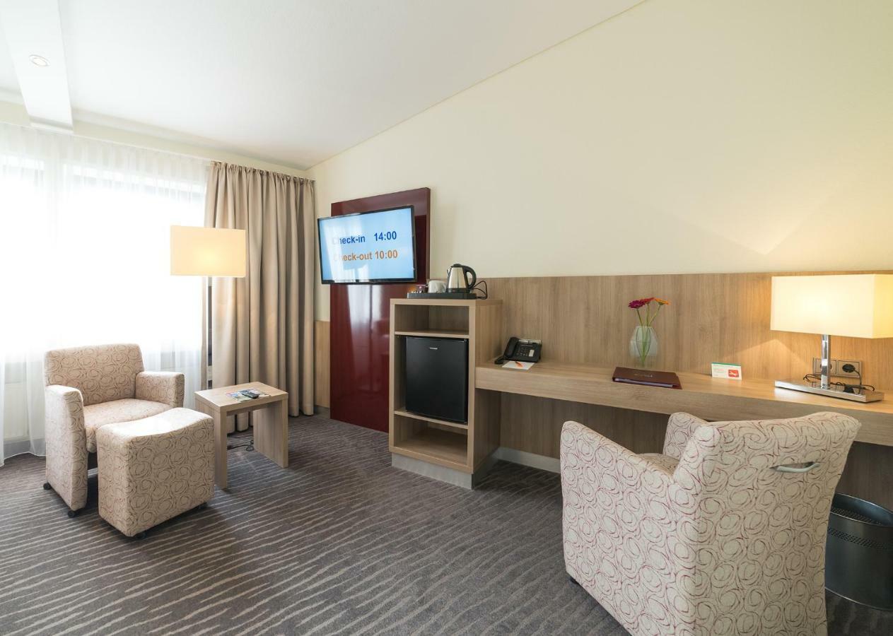 Hotel Gustav-Stresemann-Institut บอนน์ ภายนอก รูปภาพ